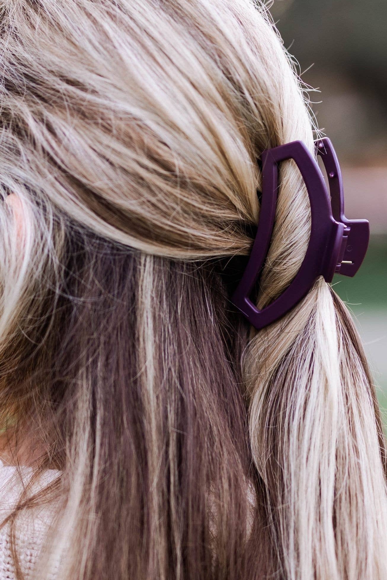 Open Hair Clip | Medium | Burgundy Bliss