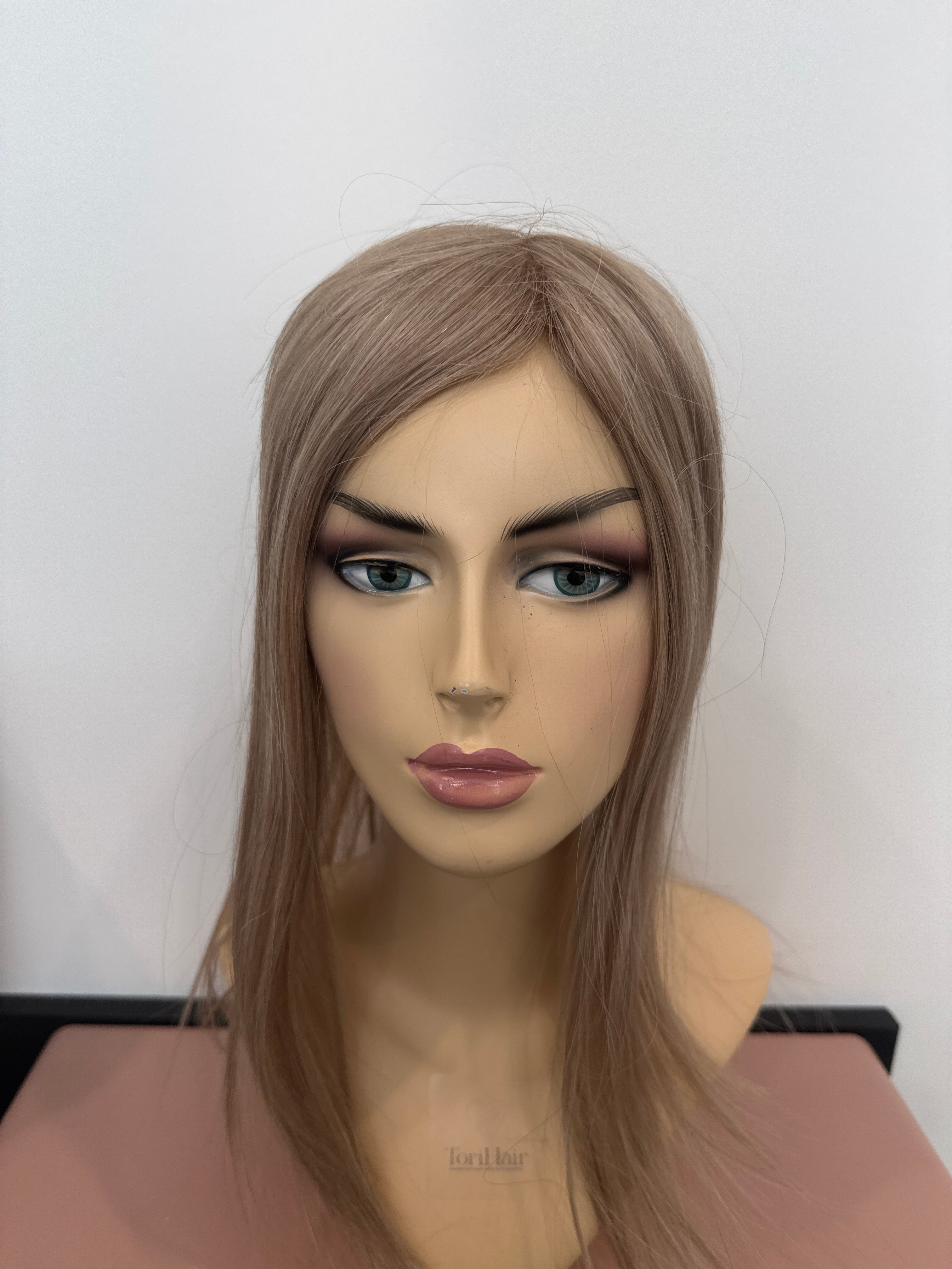 6x8 Silk Base Topper Beige Blonde 18/22