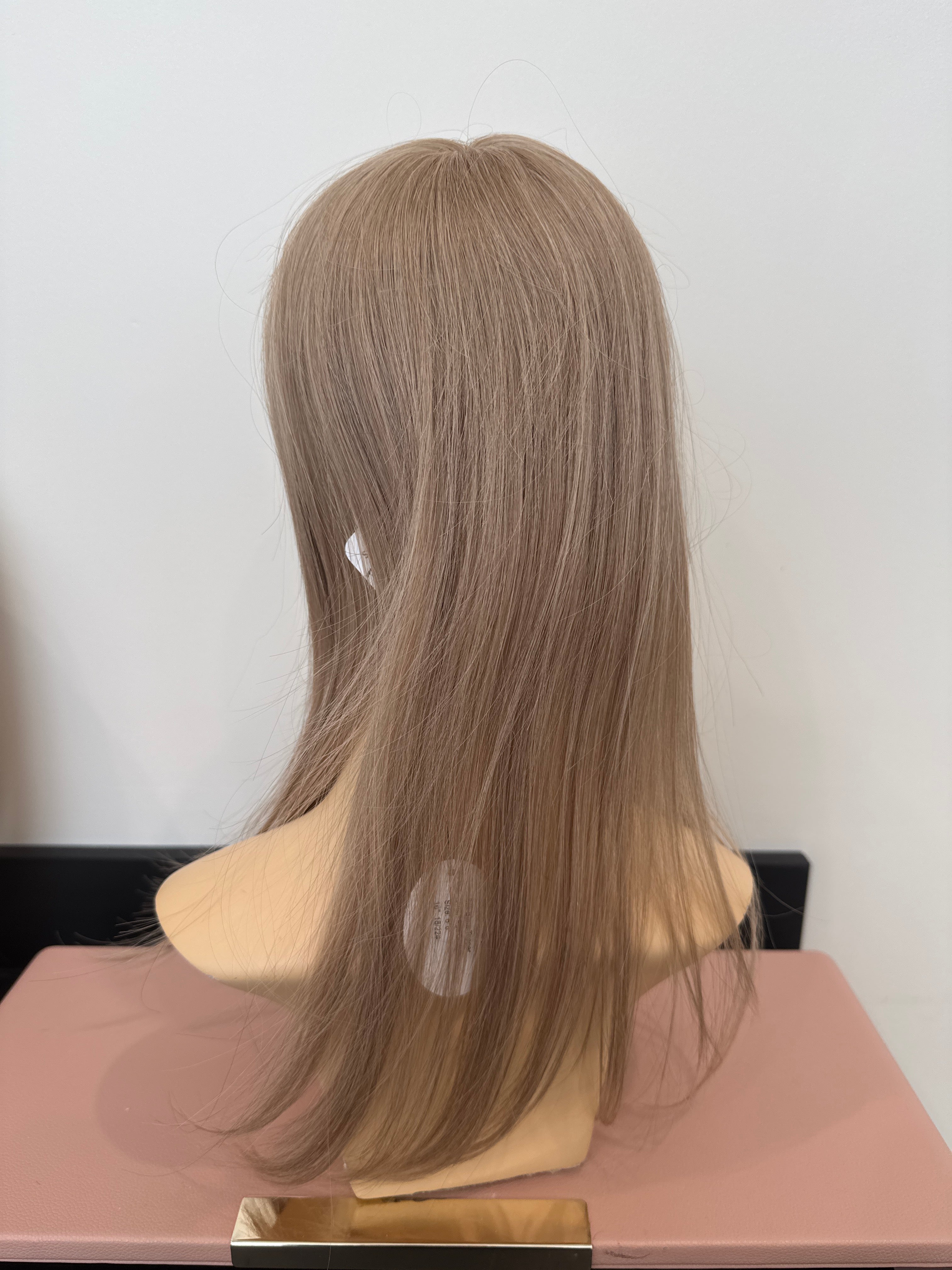 6x8 Silk Base Topper Beige Blonde 18/22