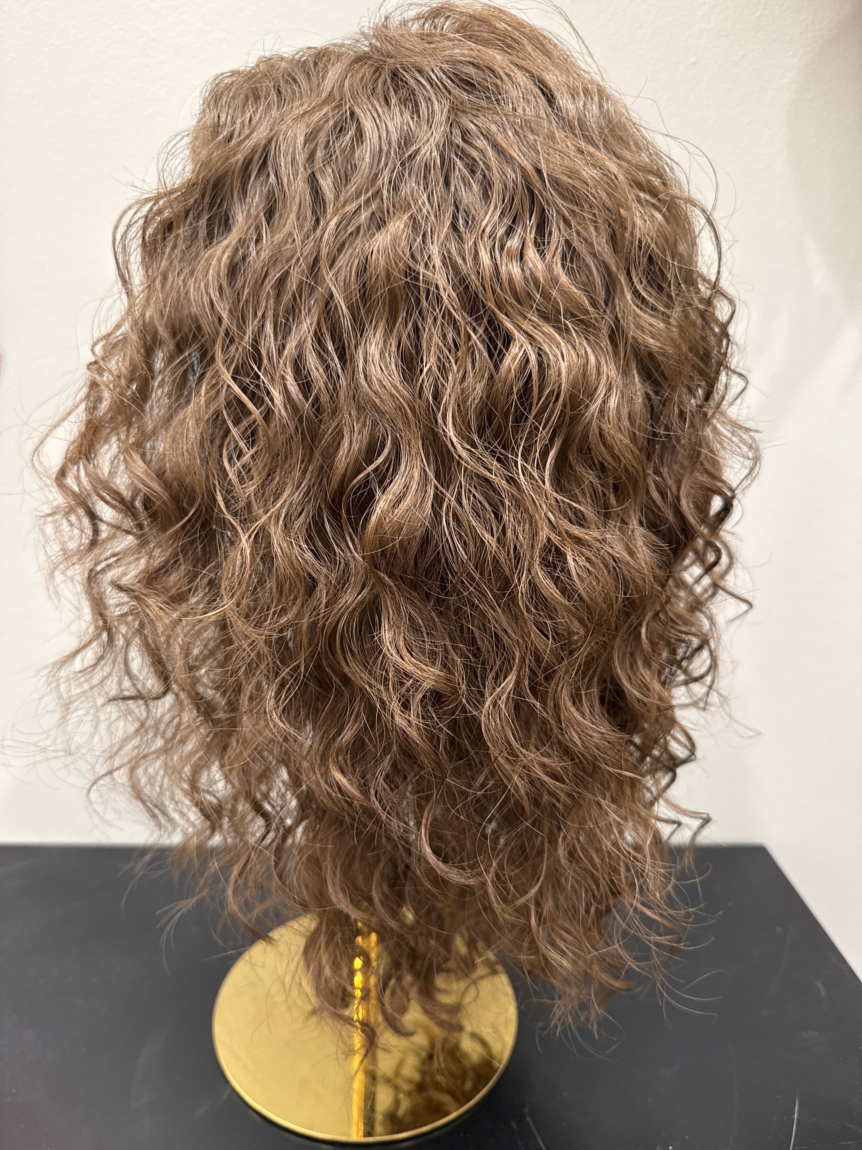 Elayna Curly 14"