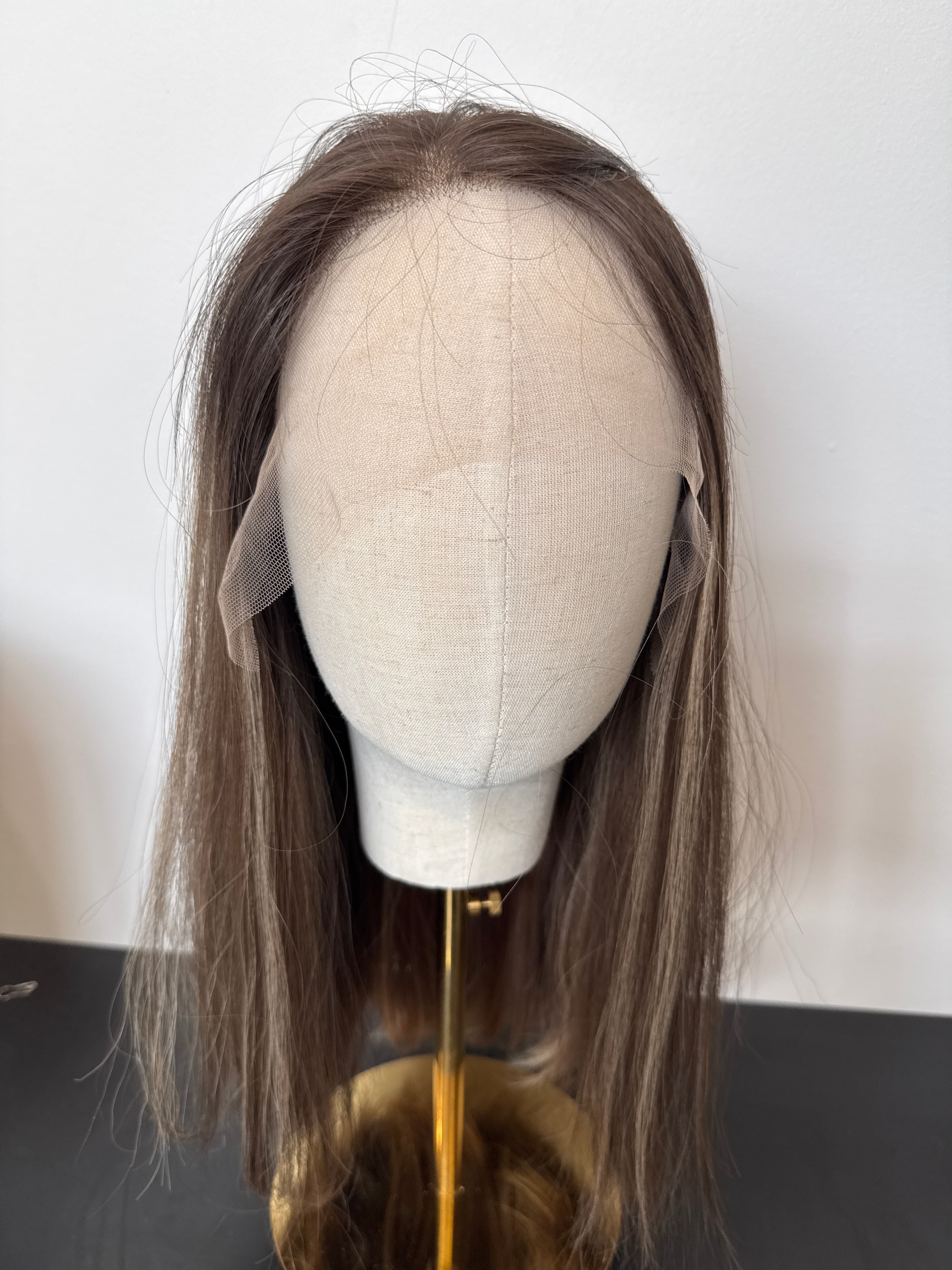 13X4 SWISS LACE WIG 12" STRAIGHT ASH BROWN W/ HIGHLIGHT