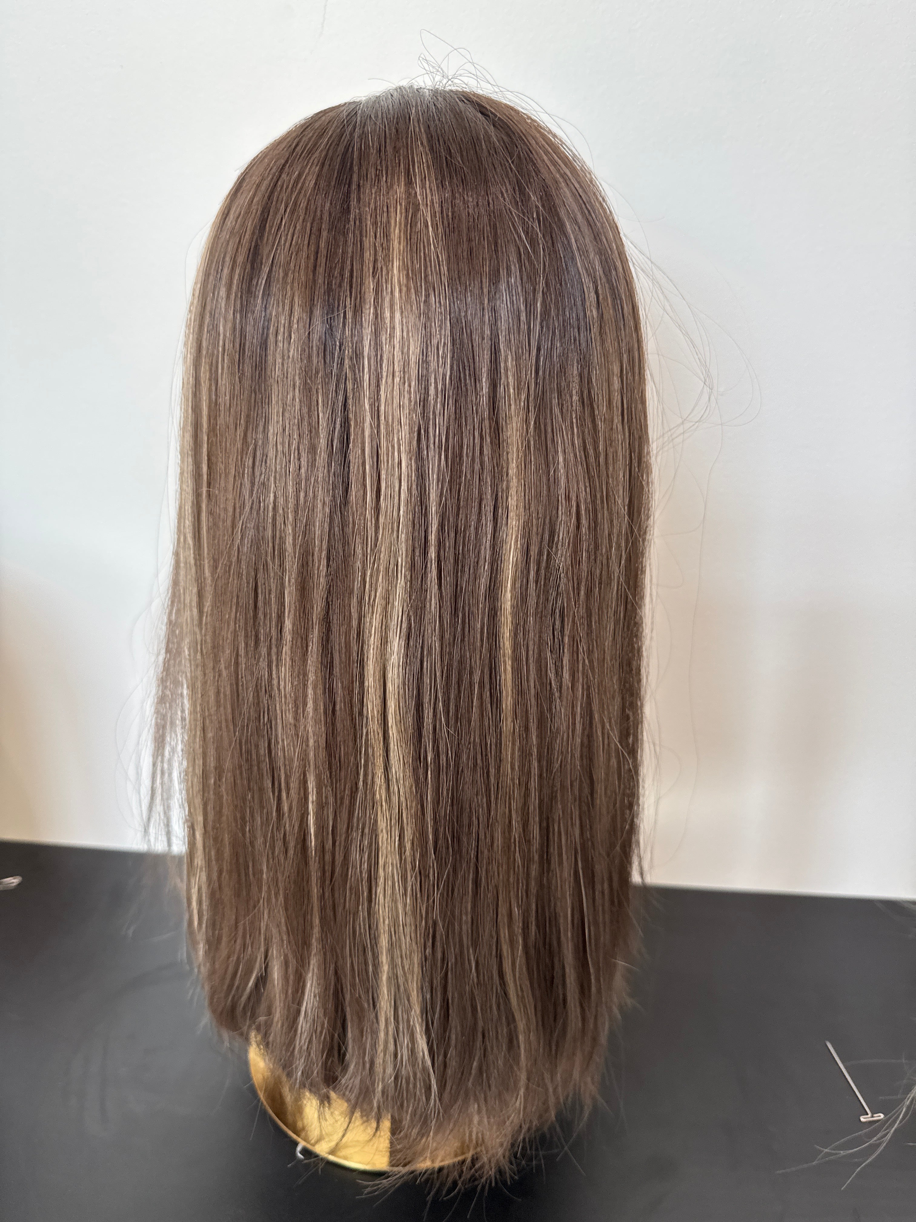 13X4 SWISS LACE WIG 12" STRAIGHT ASH BROWN W/ HIGHLIGHT