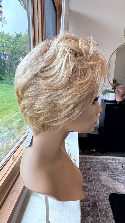 Lissa European Sandy Blonde