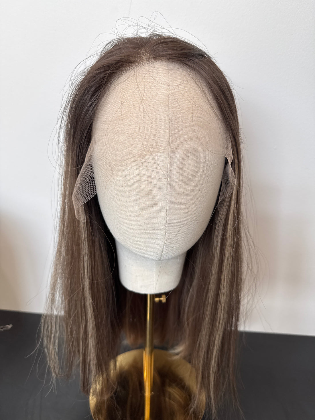13X4 SWISS LACE WIG 12" STRAIGHT ASH BROWN W/ HIGHLIGHT
