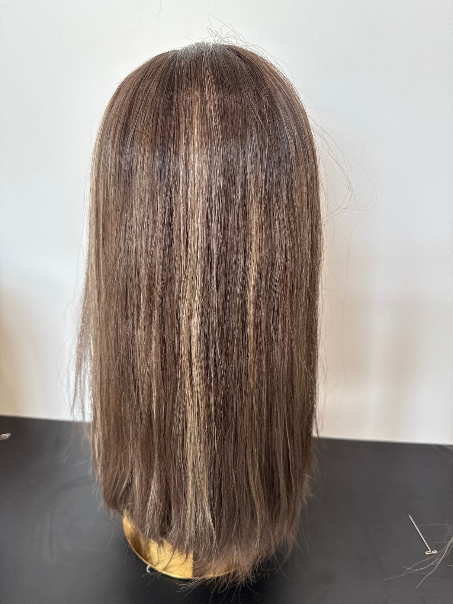 13X4 SWISS LACE WIG 12" STRAIGHT ASH BROWN W/ HIGHLIGHT