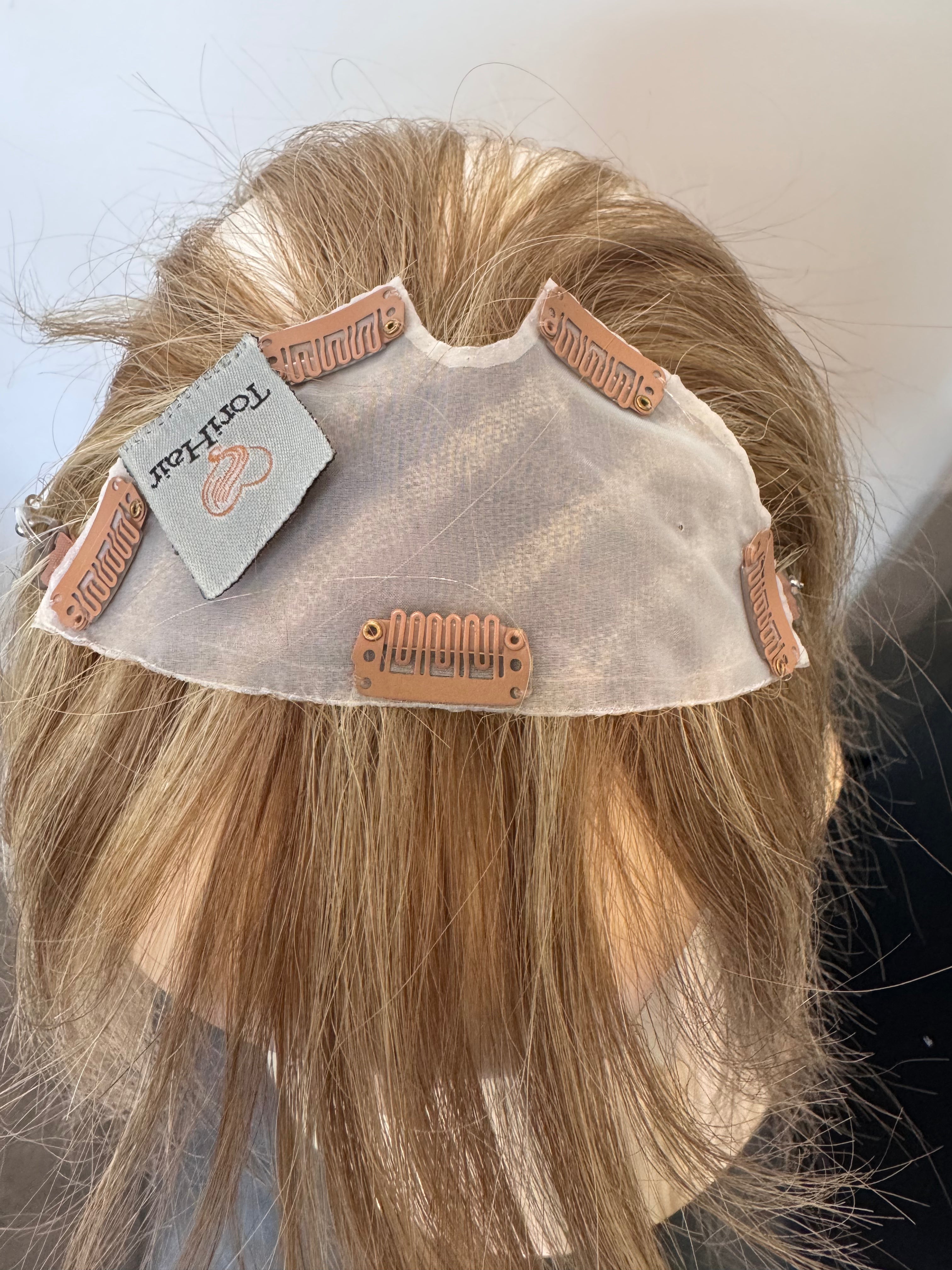 Fringe Topper 9" Medium Blonde NR 5x2.25